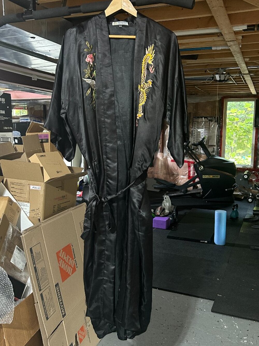 Chinese Silk Embroidered Kimono / Robe